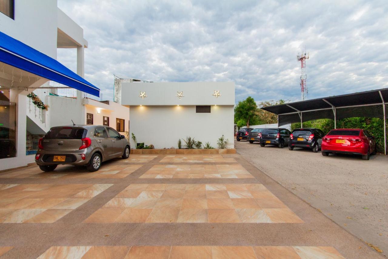 Hotel 0Asis De La Colina Boutique Girardot Exterior photo